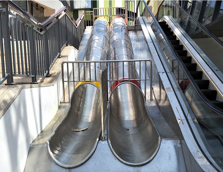 公园非标半透明不锈钢滑梯 可定做游乐设备儿童滑梯